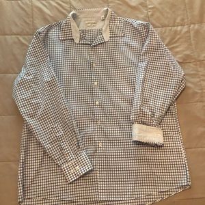 Van Huesen Dress Shirt 17.5   34-35